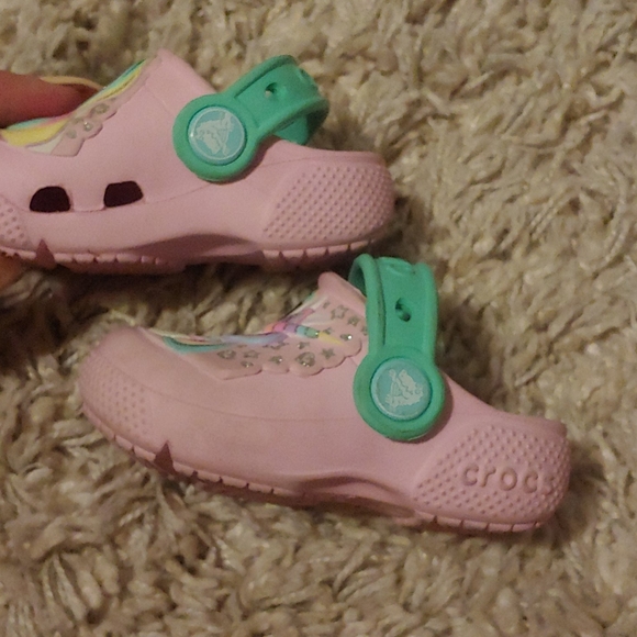 Crocs - Picture 2 of 4